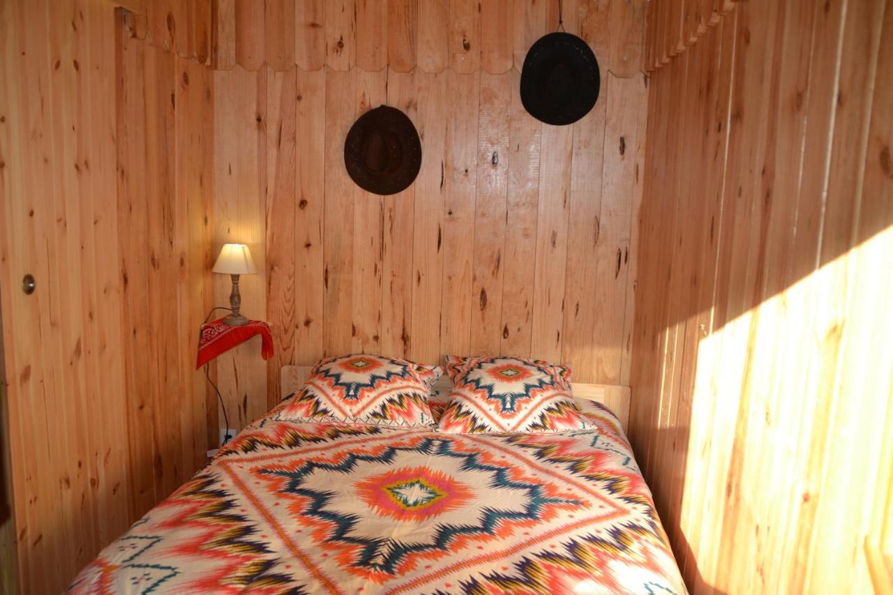 Bed and Breakfast Le Ranch Amadeus Saint-Paul-en-Born Екстер'єр фото